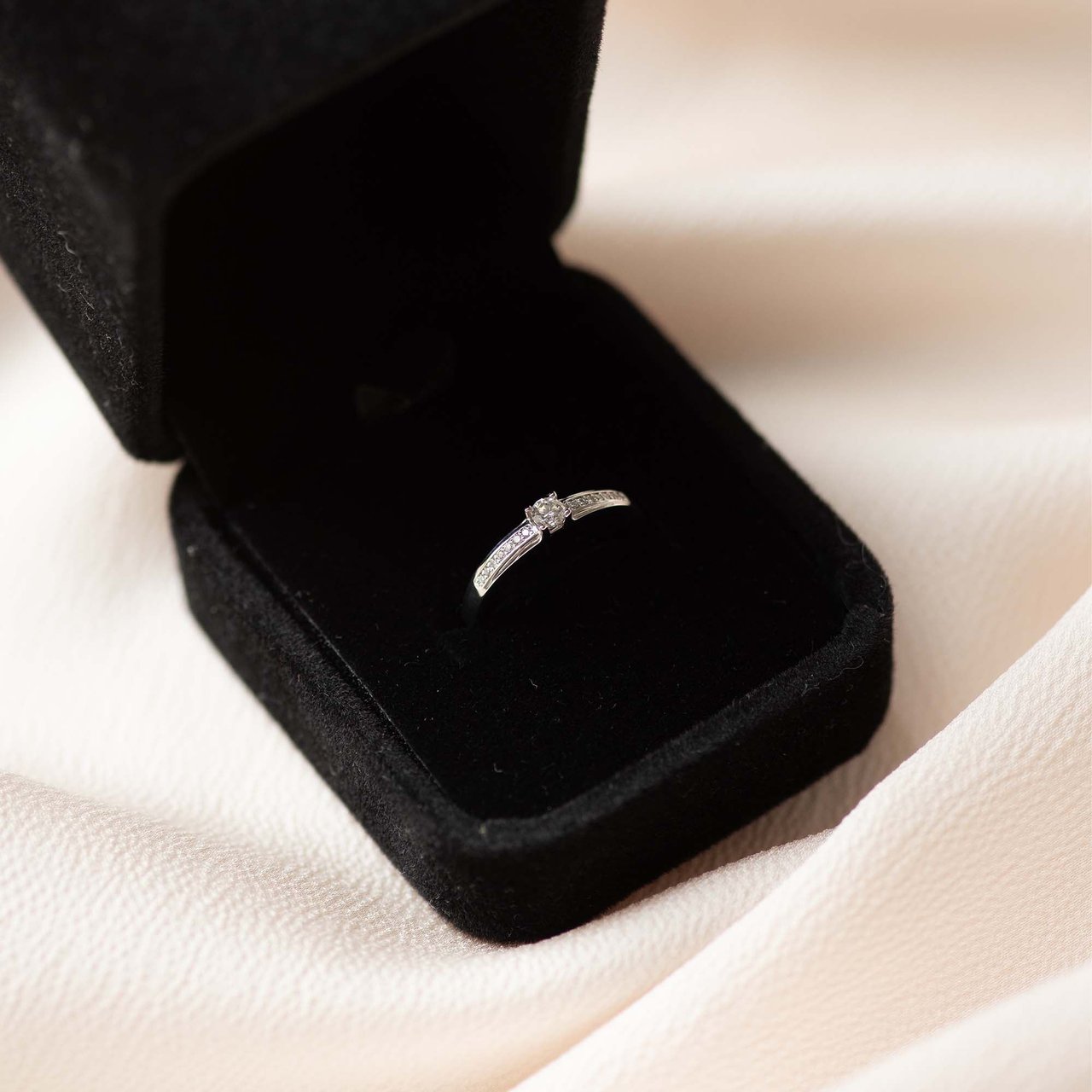 Isabel Bernard De la Paix Madeline - Ring - Witgoud Zilver