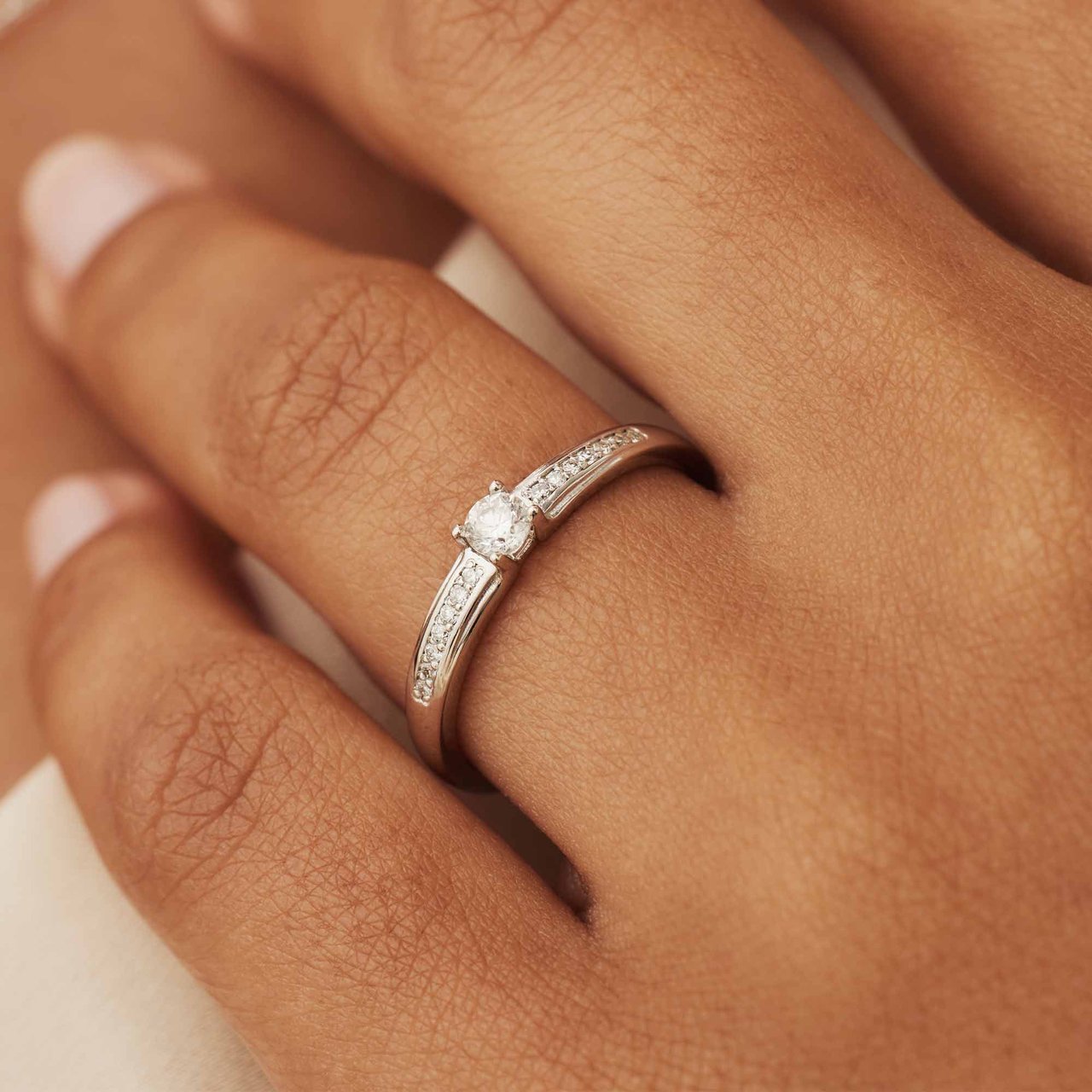 Isabel Bernard De la Paix Madeline - Ring - Witgoud Zilver