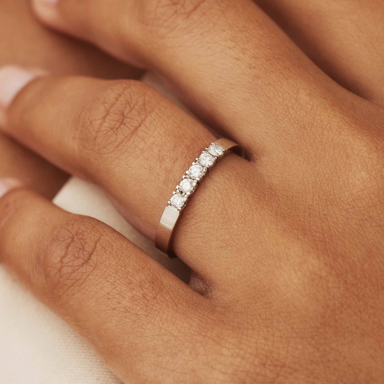 Isabel Bernard De la Paix Madeline - Ring - Witgoud Zilver