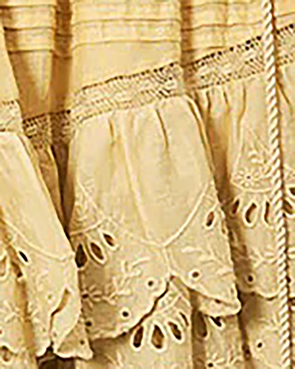 Isabel Marant Floral Lace Mini Skorts with Ruffled Edges Bruin