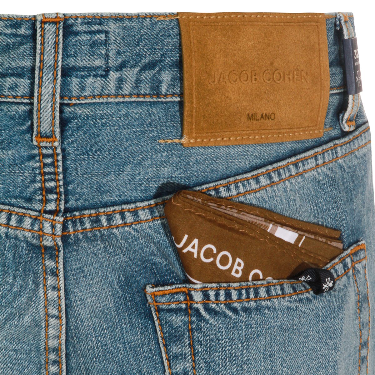 Jacob Cohen Medium Blue Straight-Leg Jeans with Classic Five-Pocket Design Blauw