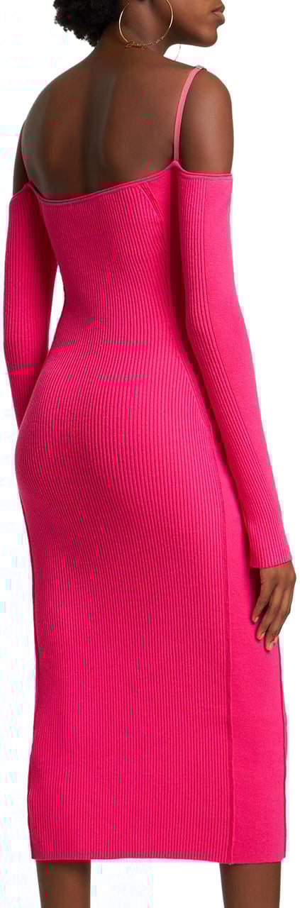 Jacquemus Elegant and versatile pink dress Roze