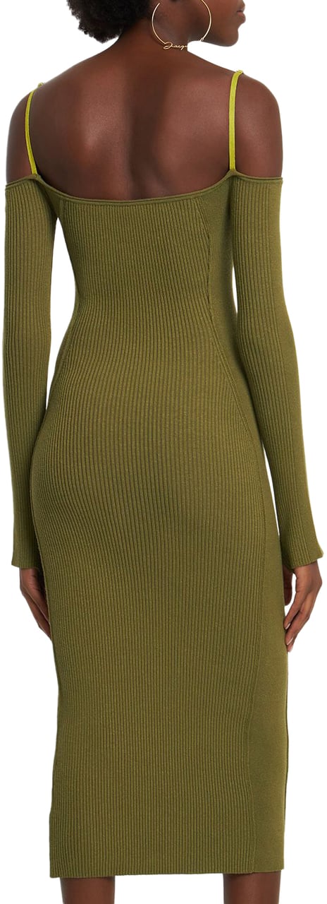 Jacquemus Elegant and versatile olive green midi dress Groen