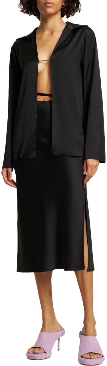 Jacquemus Elegant black shirt with deep neckline Zwart