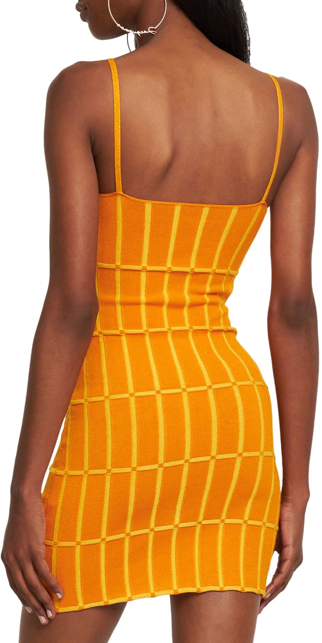 Jacquemus Fitted orange dress with vertical pattern Oranje