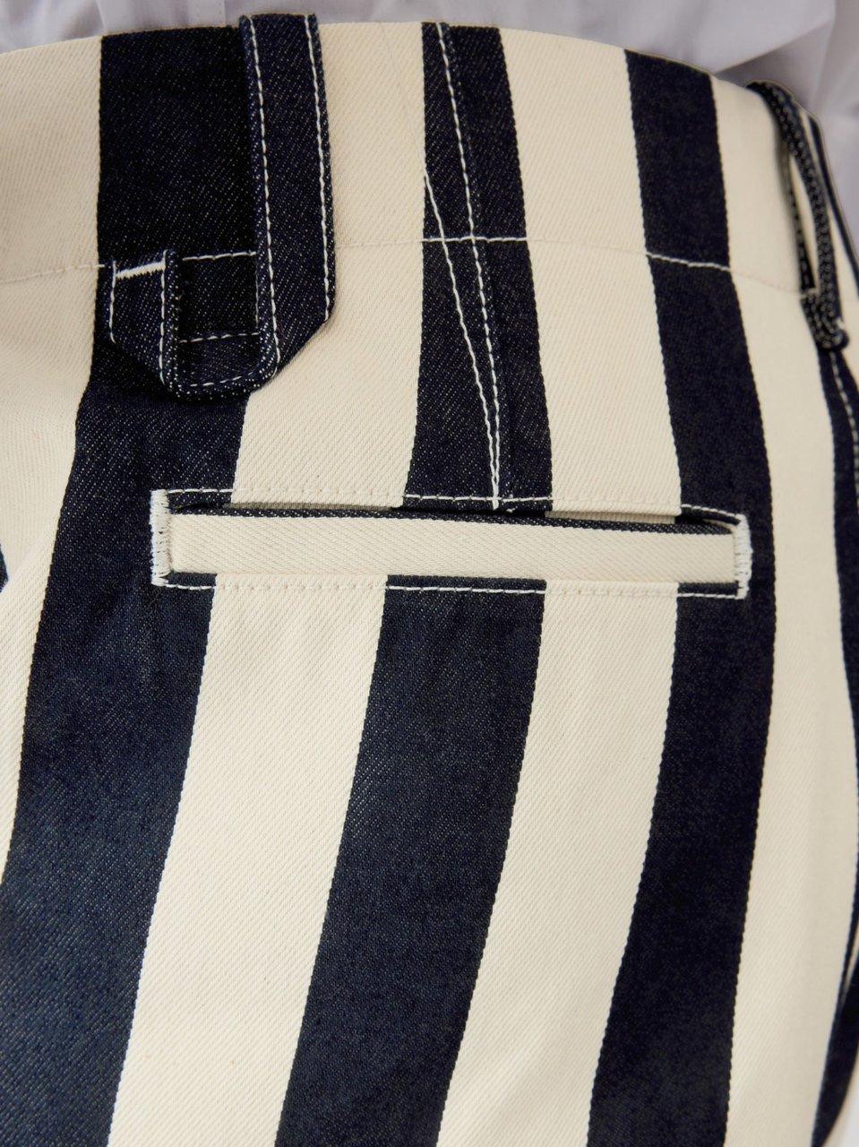 Jacquemus White Striped Mid-Rise Straight-Leg Jeans Neutraal