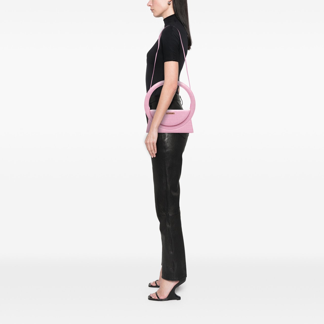 Jacquemus Crocodile Embossed Calfskin Le Sac Rond Bag Roze