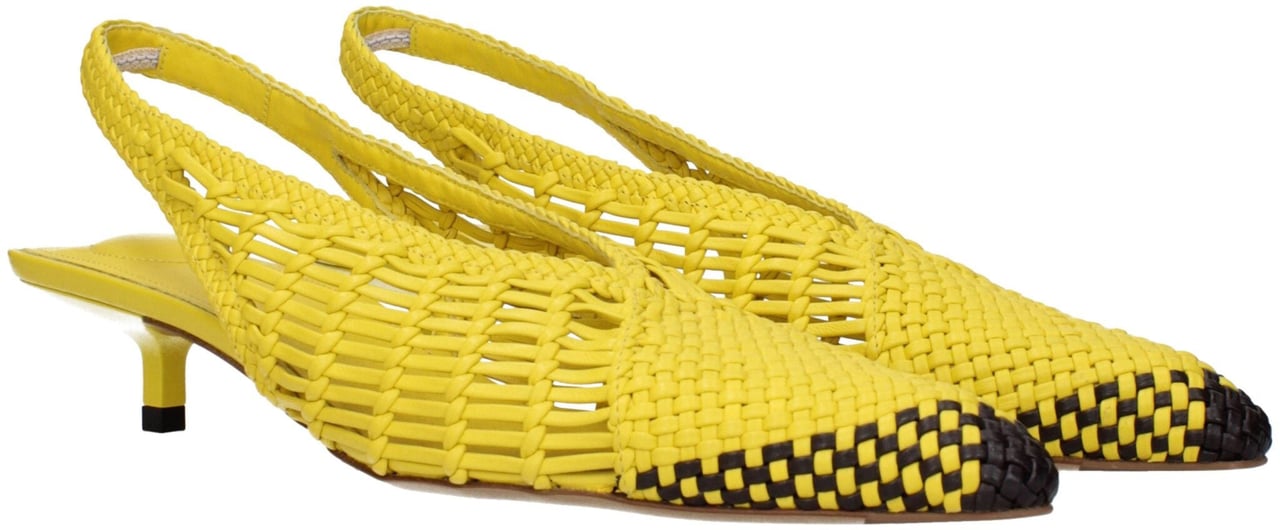 Jacquemus Yellow Leather Flat Sandals Geel