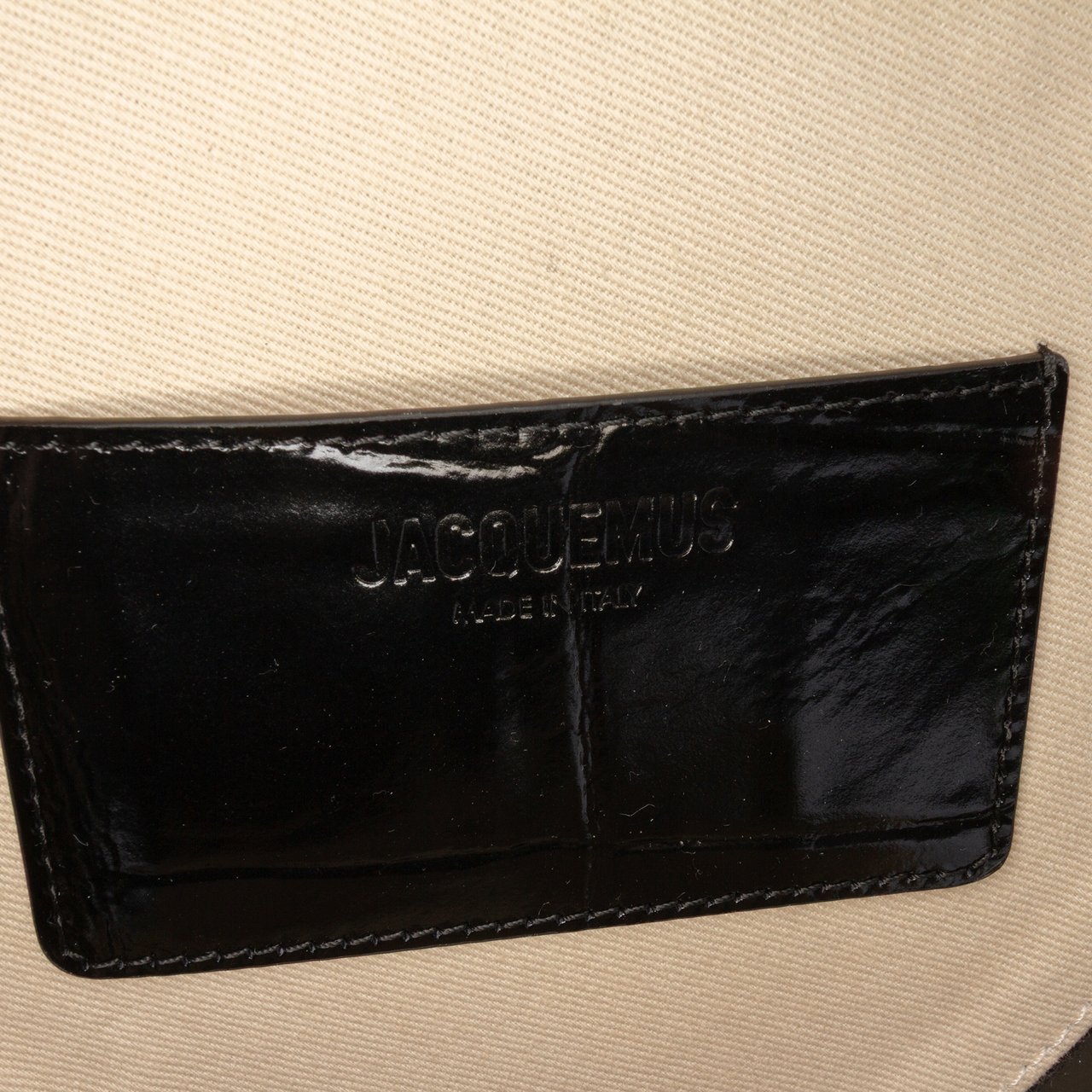 Jacquemus Croc Embossed Calfskin Le Vanito Zwart