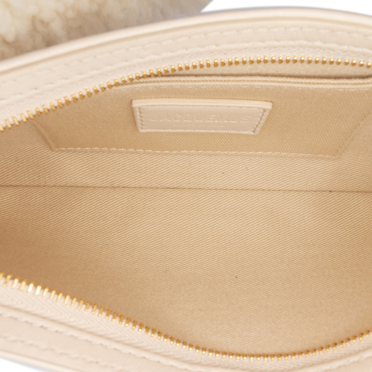 Jacquemus Leather Shearling Trimmed Le Bisou Doux Shoulder Bag Bruin