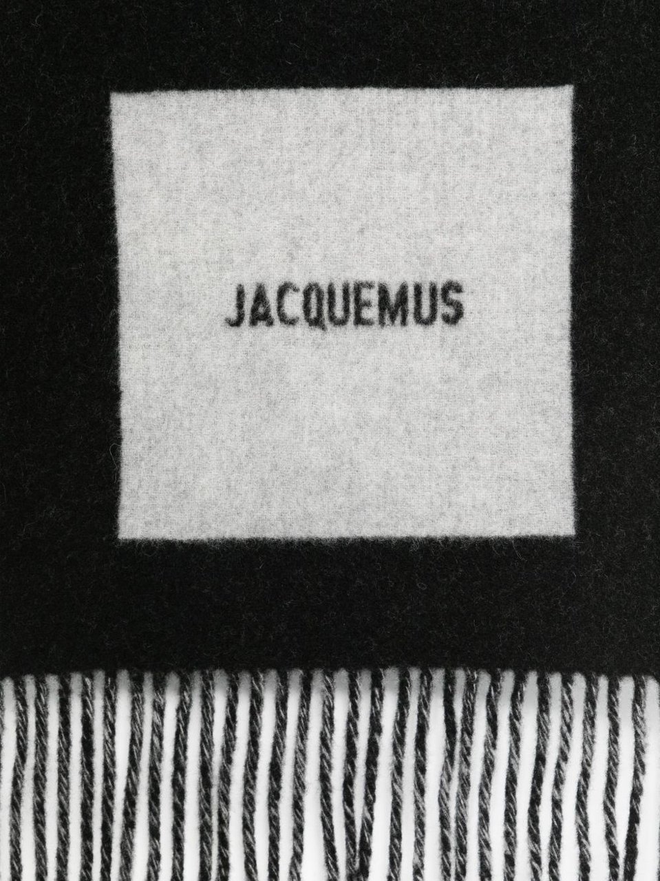 Jacquemus Rectangular Black Scarf Zwart