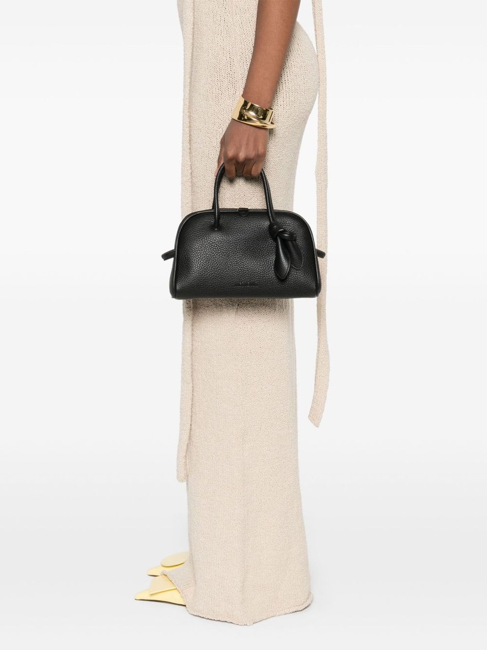 Jacquemus Sleek Black Silk and Nylon Bag with Elongated Silhouette Zwart