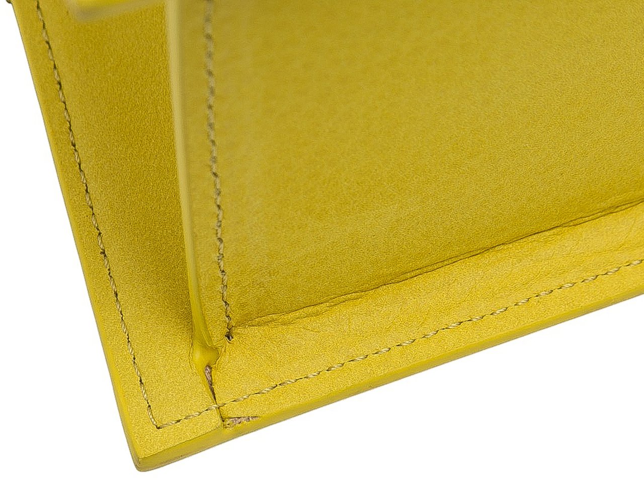 Jacquemus Leather Le Grand Chiquito Geel