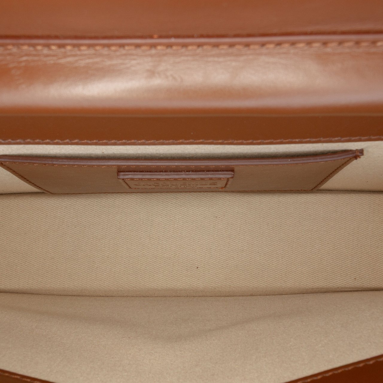 Jacquemus Leather Le Bambino Long Ficiu Bruin