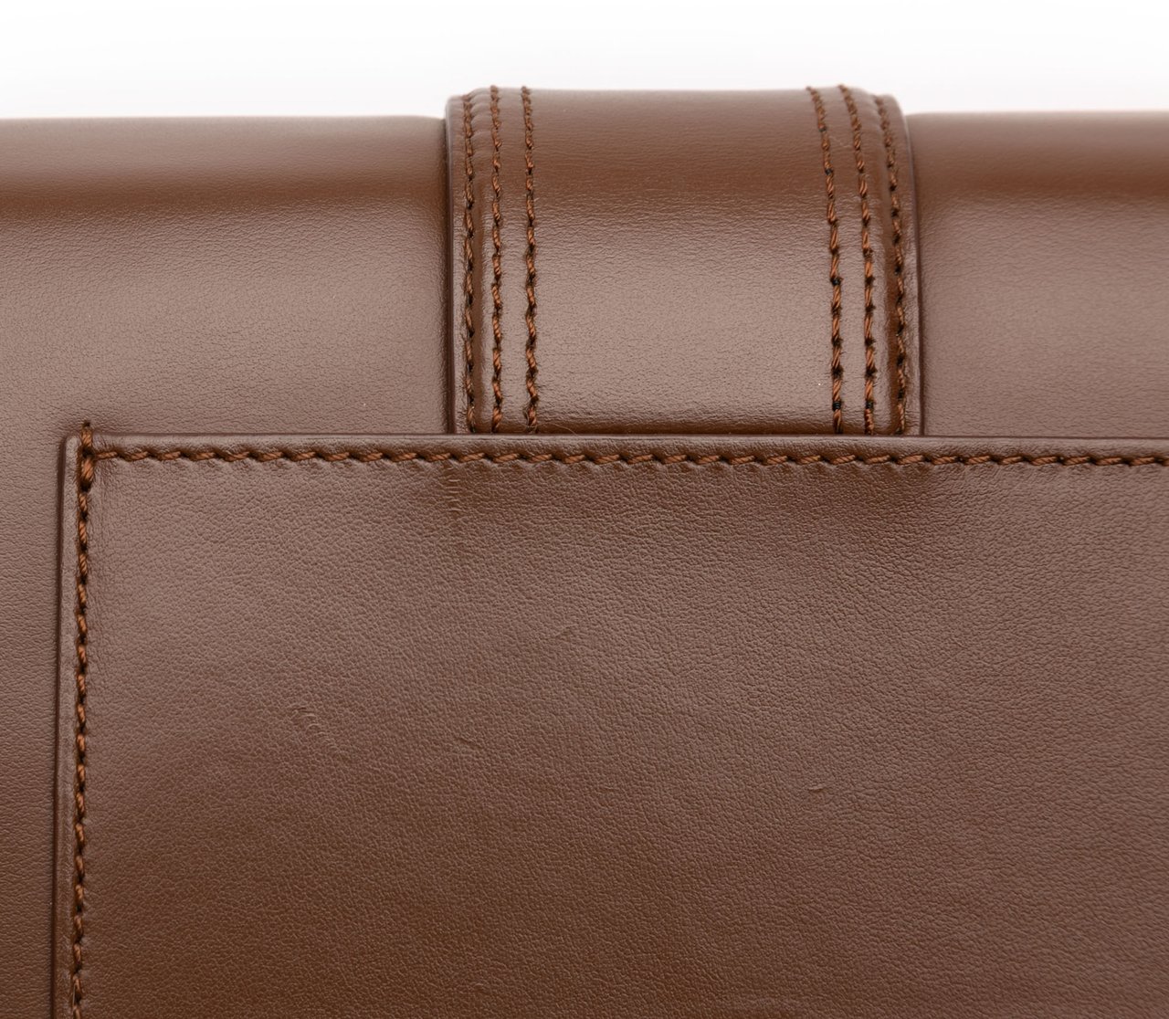 Jacquemus Leather Le Bambino Long Ficiu Bruin