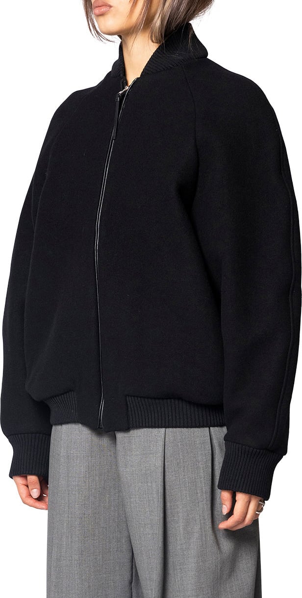 Jacquemus LE BLOUSON PILU BLACK Zwart