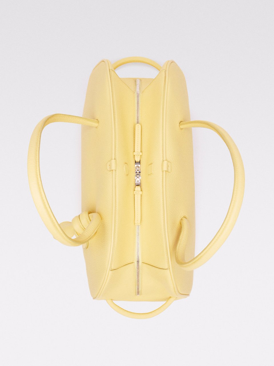 Jacquemus Jacquemus Le Grand Turismo Leather GM Geel