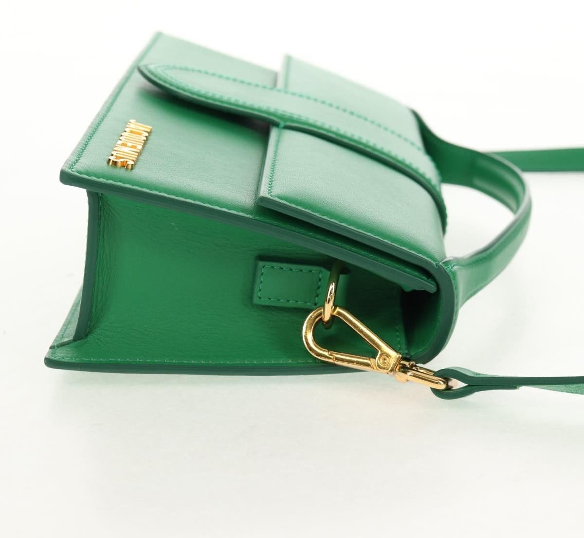 Jacquemus Jacquemus Le Bambino Flap Shoulder Bag Leather Groen