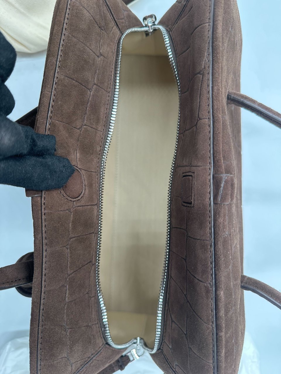 Jacquemus Jacquemus TURISMO Suede medium Bruin