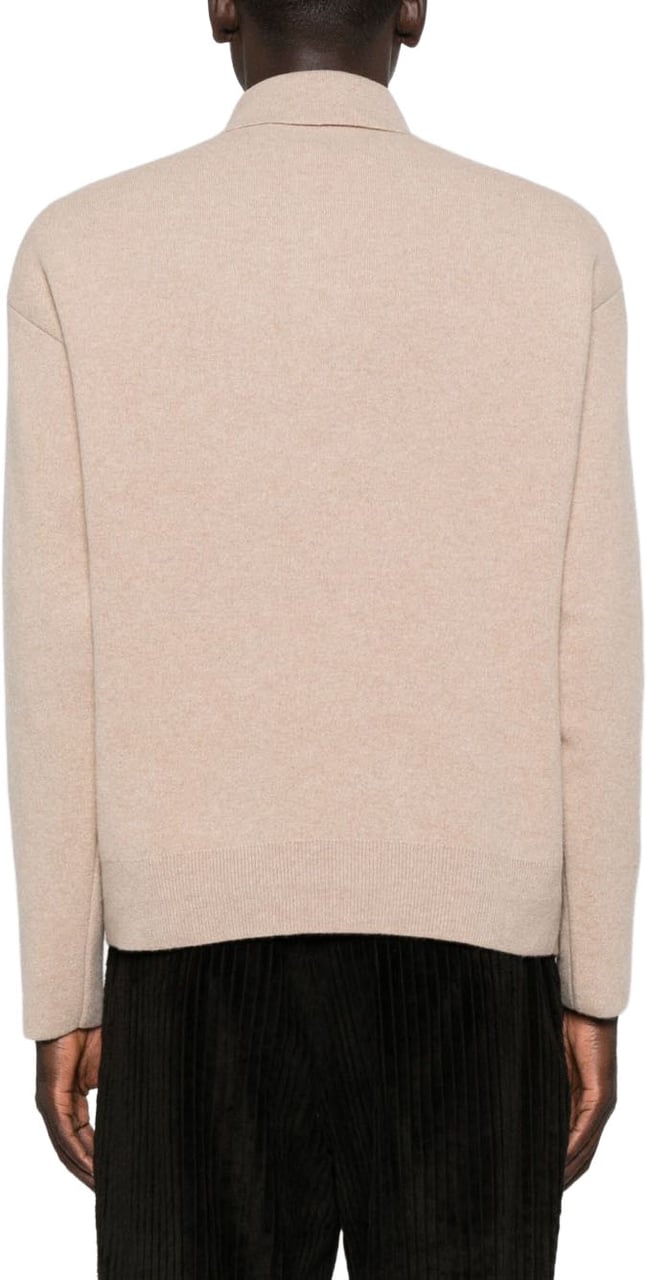 Jacquemus Polo Neck Sweater in Beige Wool-Cashmere Blend Neutraal