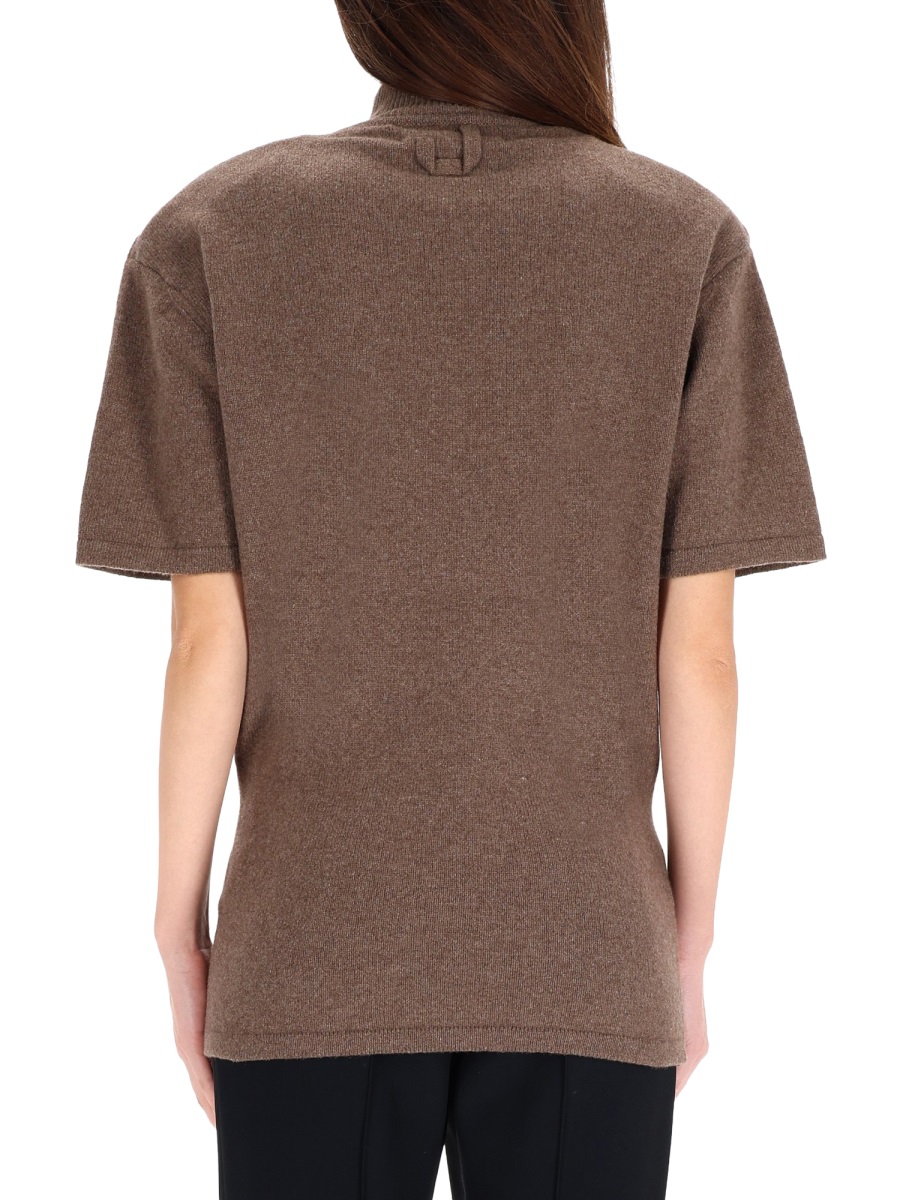 Jacquemus Chestnut Jersey High Neck Sweater Bruin
