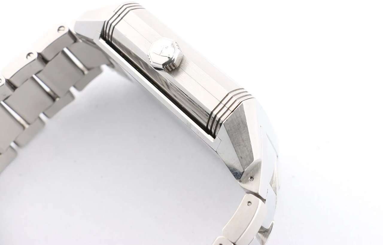 Jaeger-LeCoultre Jaeger-LeCoultre Reverso Q 7008120 SS SS AT Silver-Face Watch Zilver