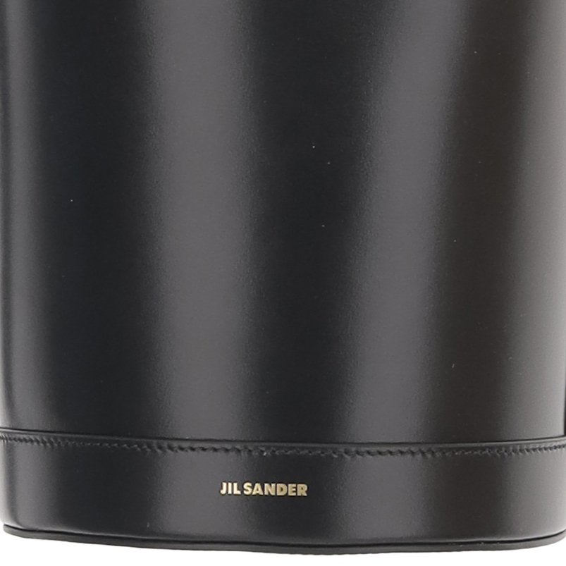 Jil Sander Sleek Black Calf Leather Bucket Bag Zwart