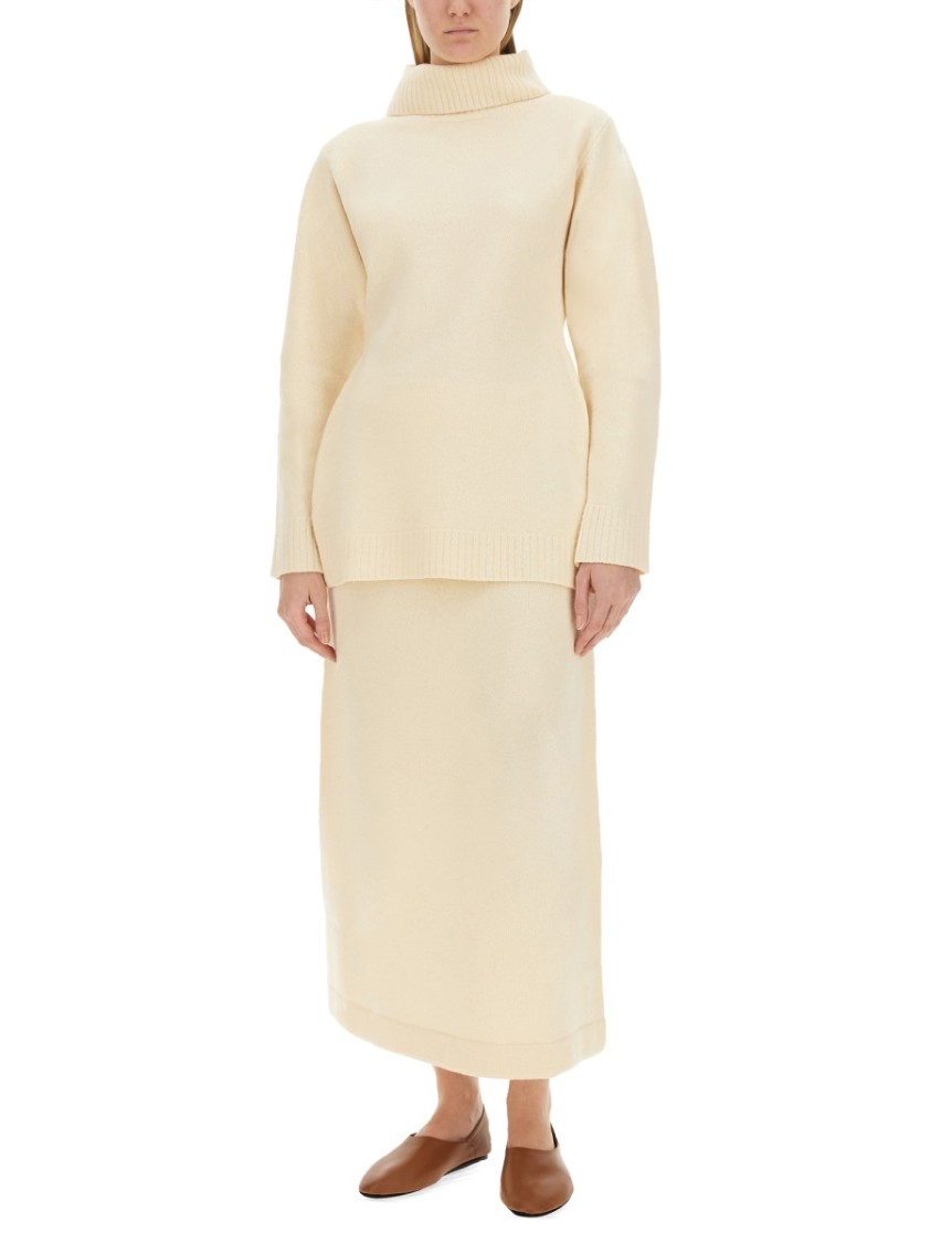 Jil Sander Ribbed Turtleneck Shirt With Oversized Silhouette Neutraal