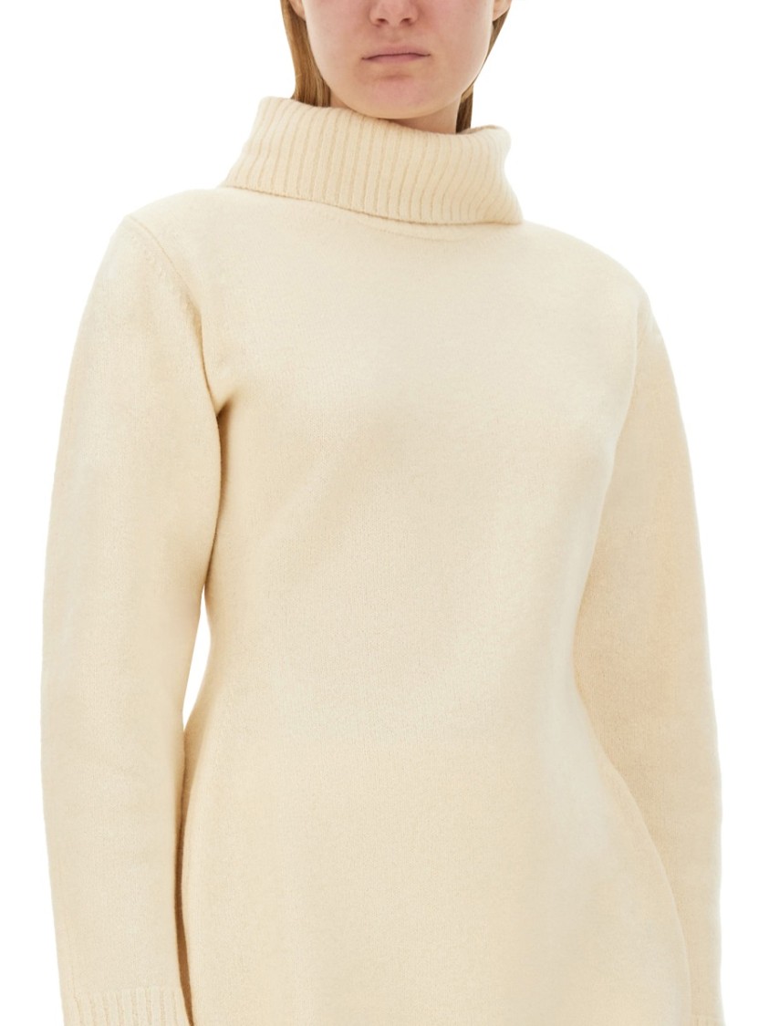 Jil Sander Ribbed Turtleneck Shirt With Oversized Silhouette Neutraal