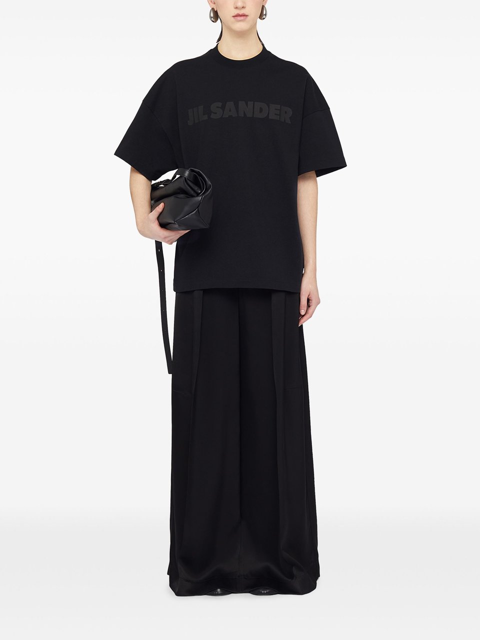 Jil Sander Long Oversized Cotton Jersey T-Shirt with Minimalist Branding Zwart