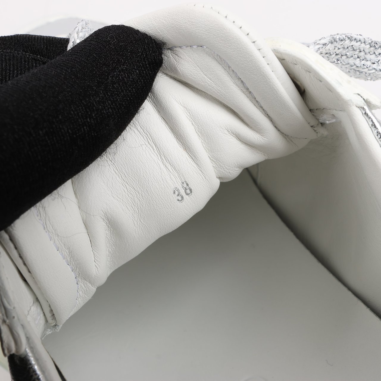 Jimmy Choo Jimmy Choo Diamond Leather Sneakers in White x Silver, Size 38 EU Wit