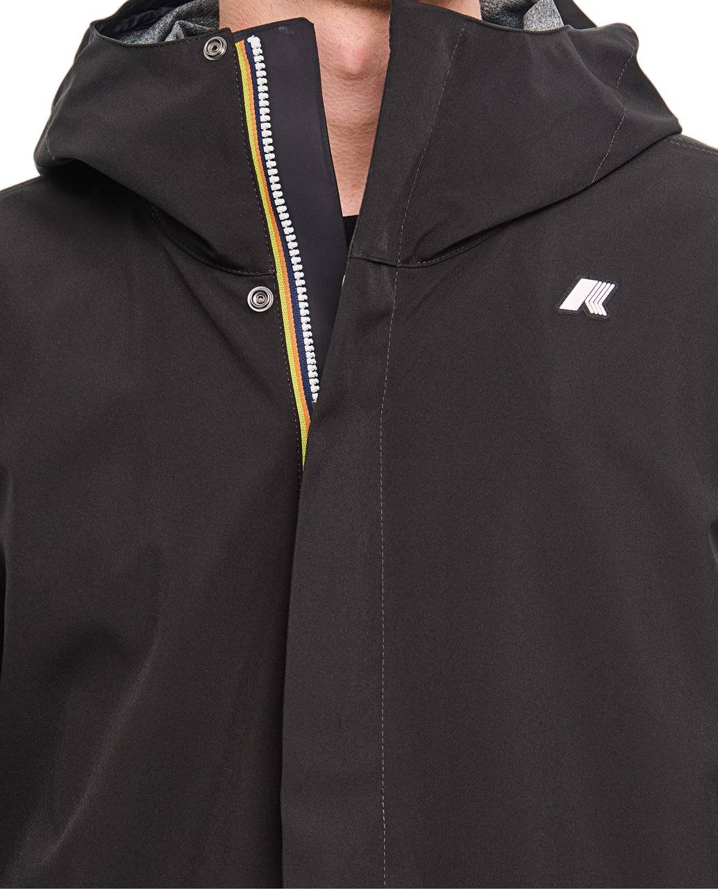 K-WAY Hooded Jacket with Double-Slider Zipper and Minimalist Design Zwart
