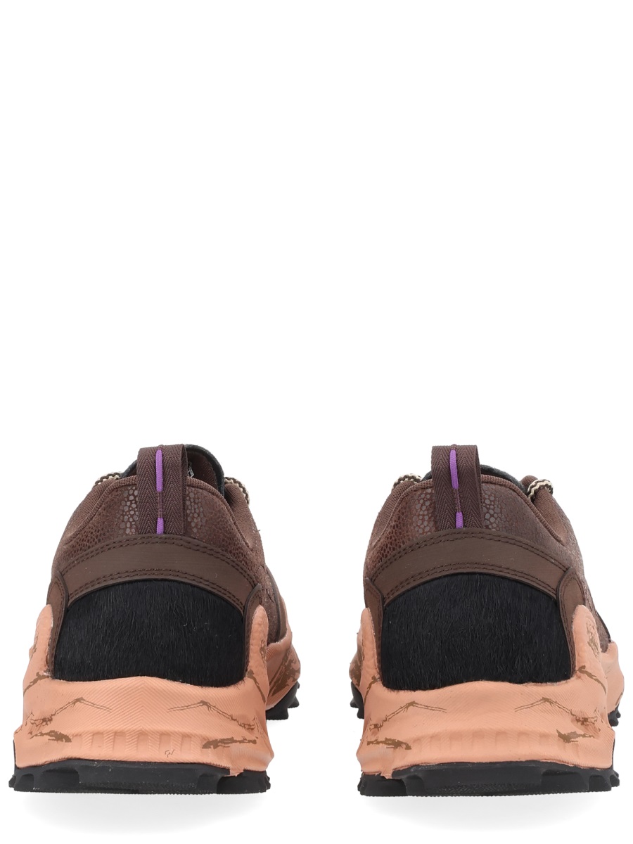 Keen Brown Jasper Zionic Leather Sneakers Zwart