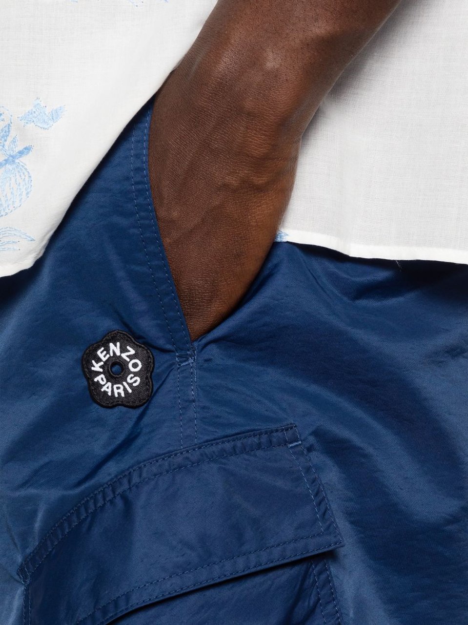 Kenzo Silk And Nylon Cargo Short Zwart