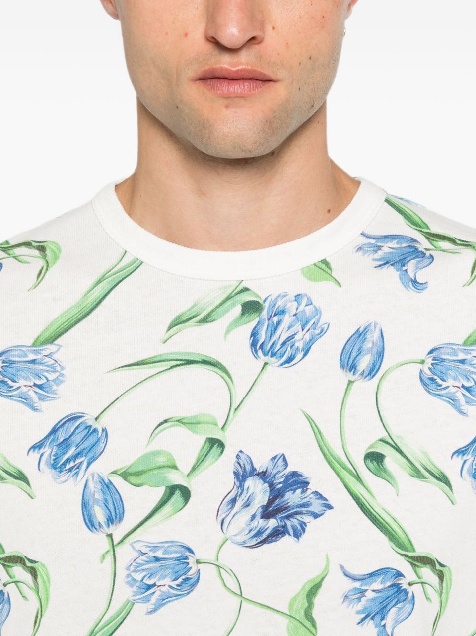 Kenzo Floral Print Crew Neck T-Shirt with Relaxed Fit Wit