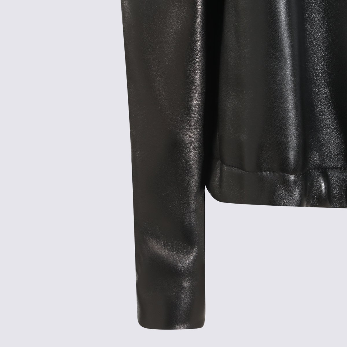Khaite Streamlined Leather Jacket with Minimalist Design Zwart