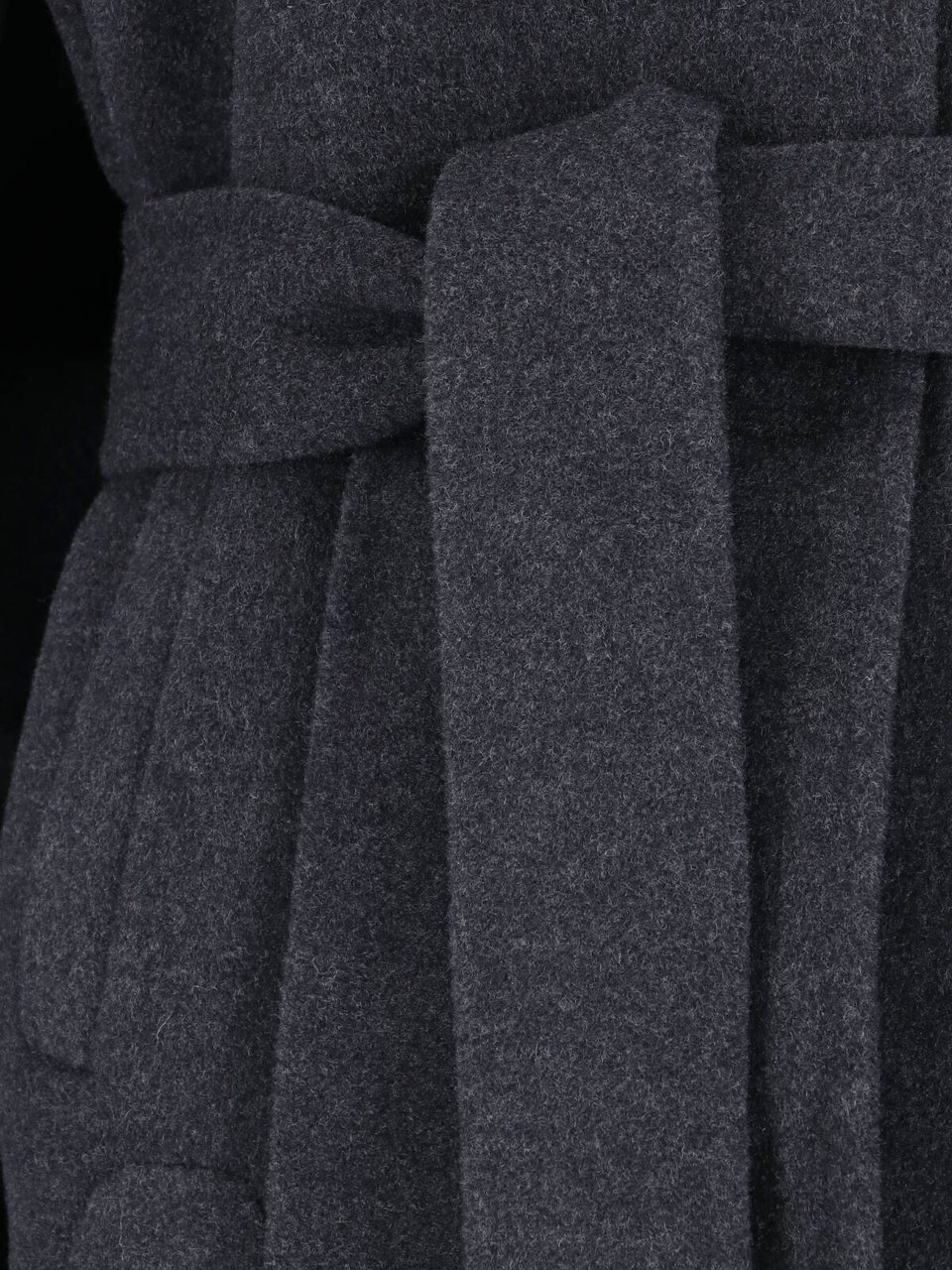 Khaite Textured Grey Wool Jacket with Classic Lapel and Belted Waist Grijs