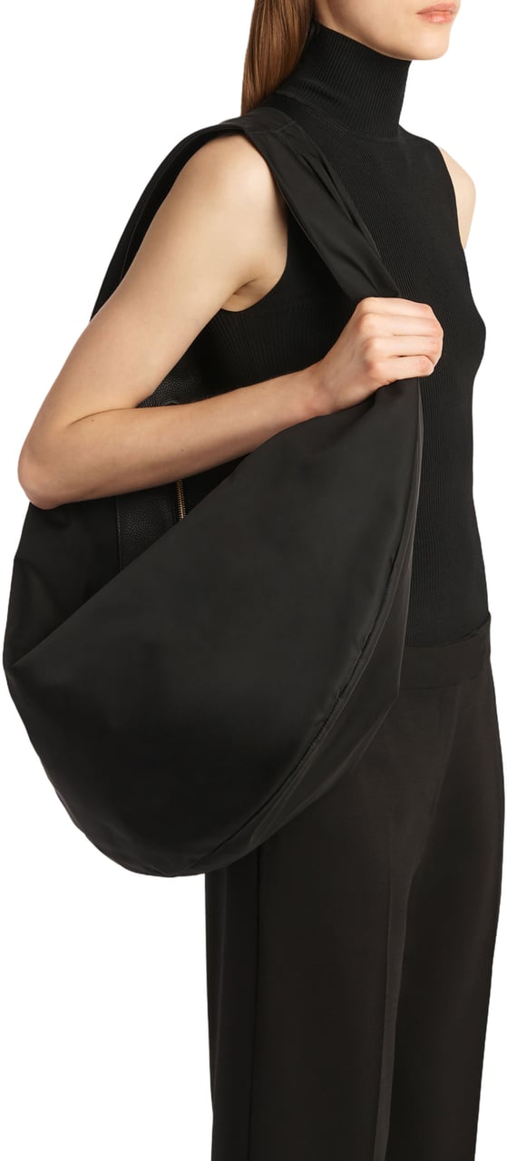 Khaite Crescent-Shaped Hobo Bag With Zip Closure And Gold Accents Zwart