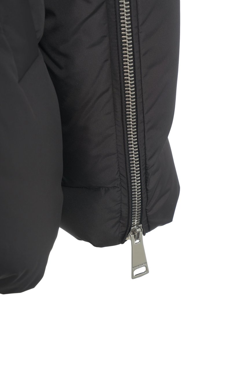 khrisjoy Puffer jacket with hood Zwart
