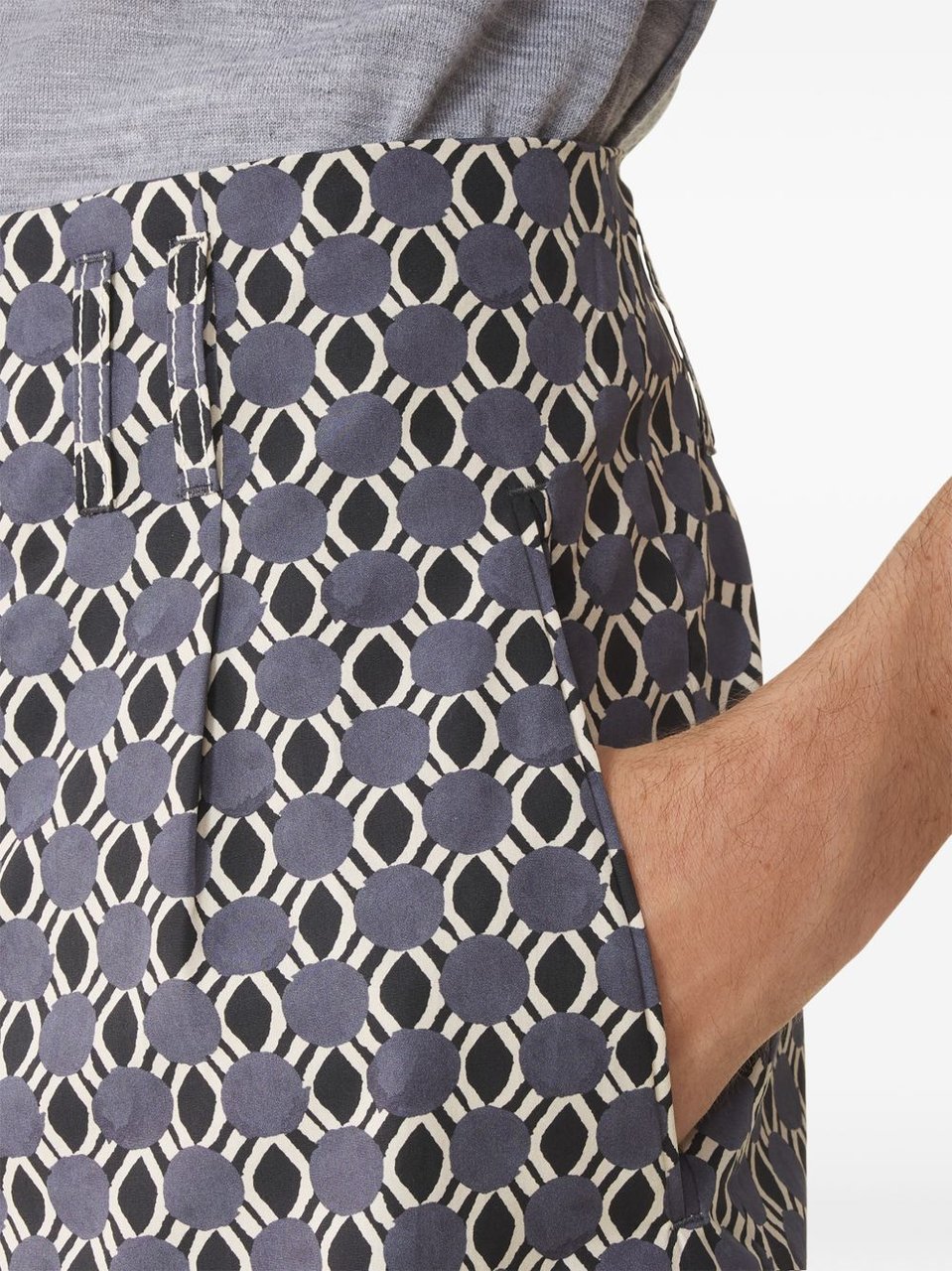 Lanvin Grey Geometric Pattern Shorts With Side Pockets Grijs