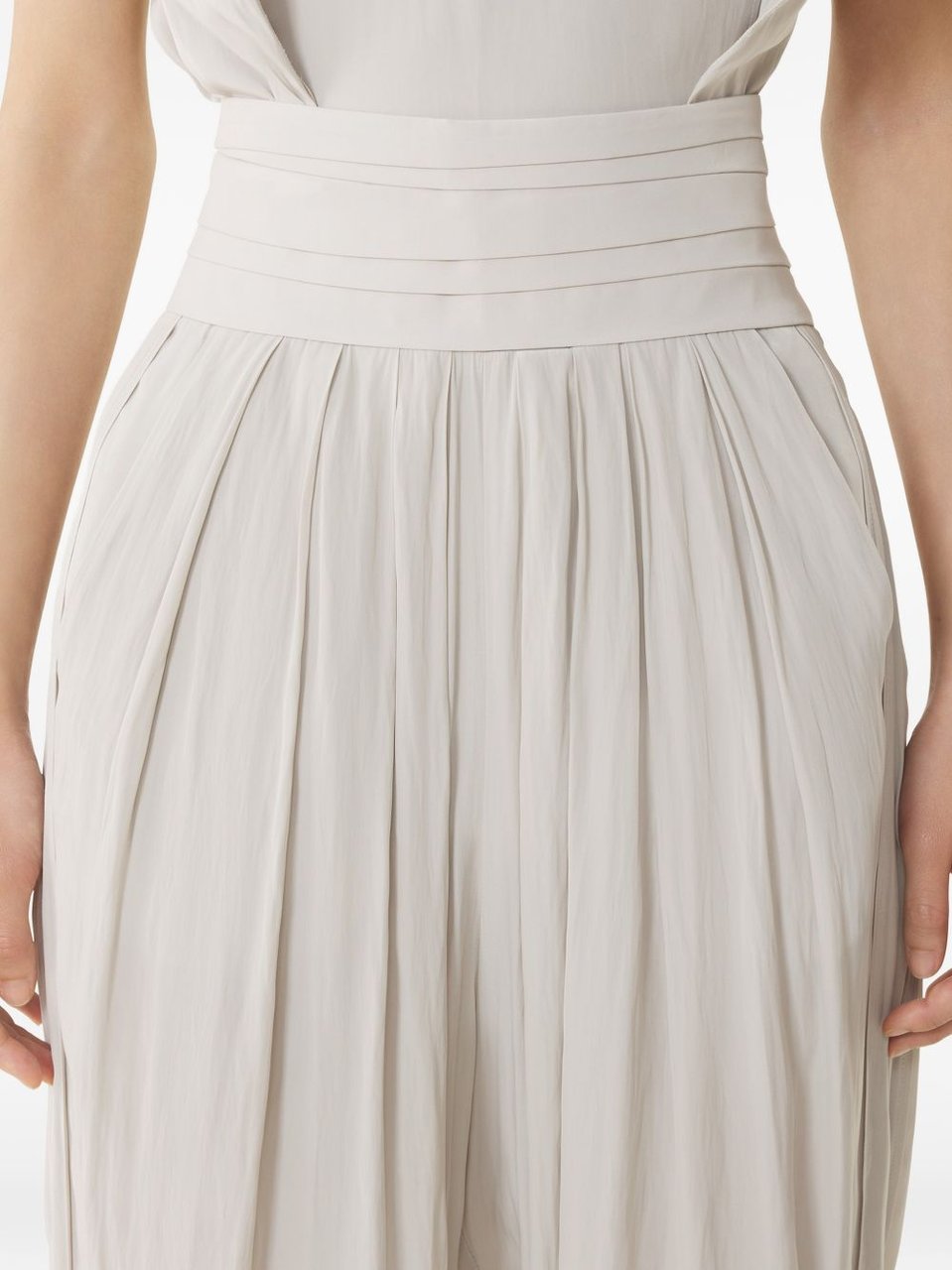 Lanvin High-Waisted Trousers with Pleated Detailing and Side Pockets Wit