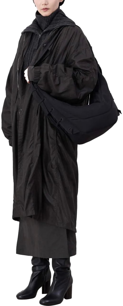 Lemaire Medium Soft Game Bag Dark Chocolate Bruin