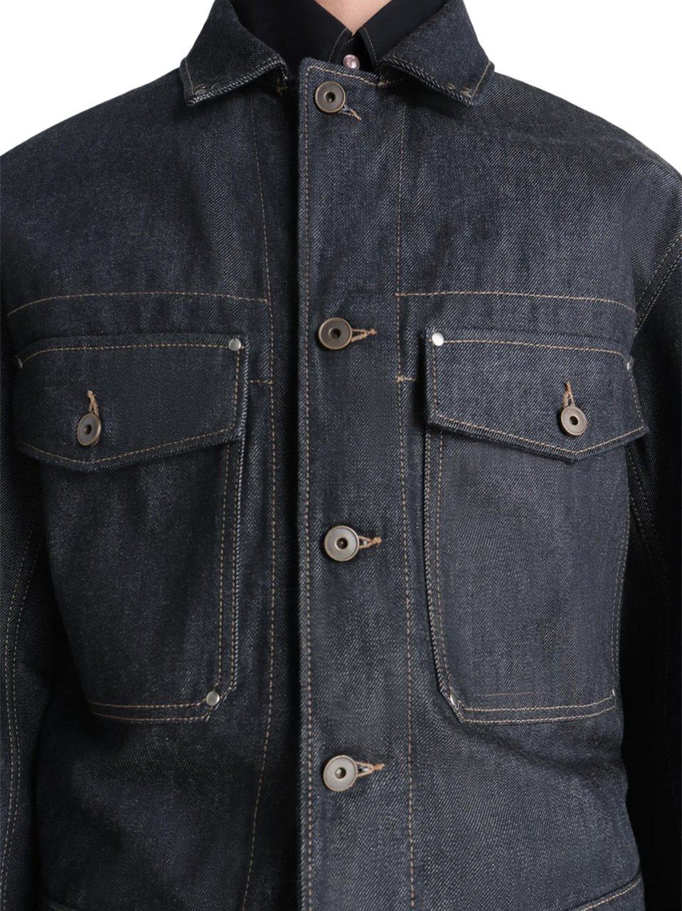 Lemaire Black Cropped Denim Trucker Jacket with Stud Details Zwart
