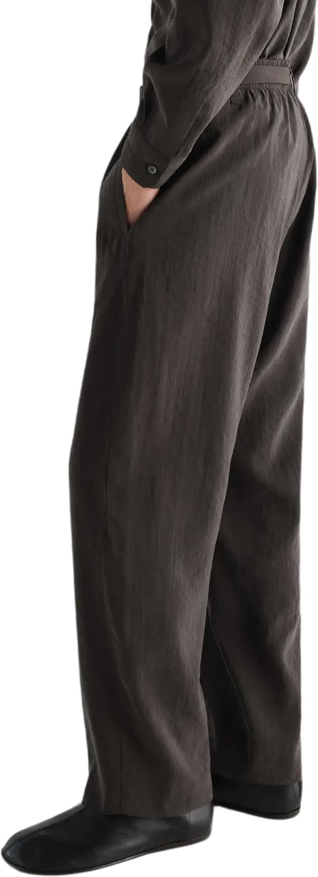 Lemaire Belted Relaxed Pants Licorice Bruin