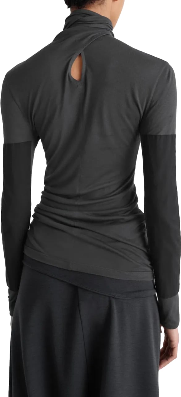 Lemaire Foulard Top With Patchs Coal Grijs