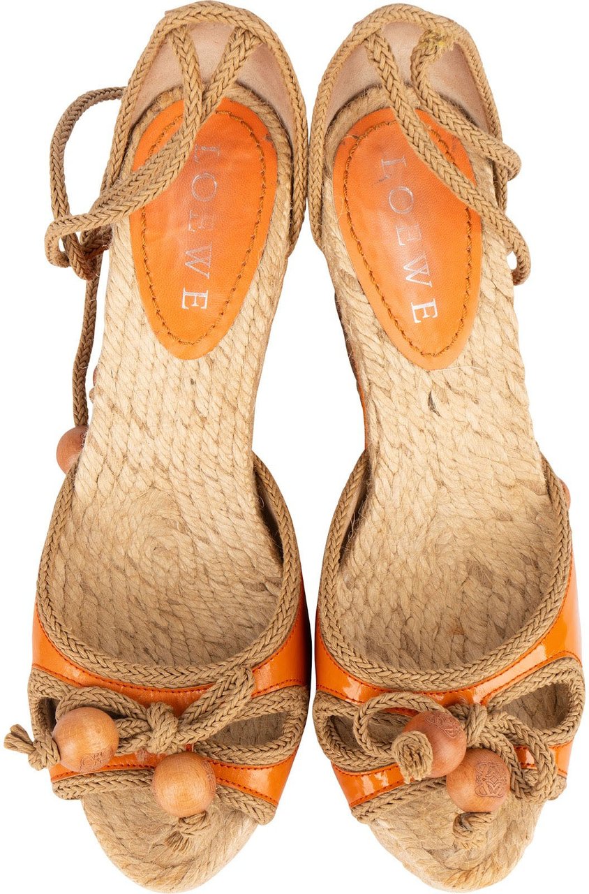Loewe Orange Patent Leather Anagram Beaded Espadrille Wedge Sandals (37) Oranje