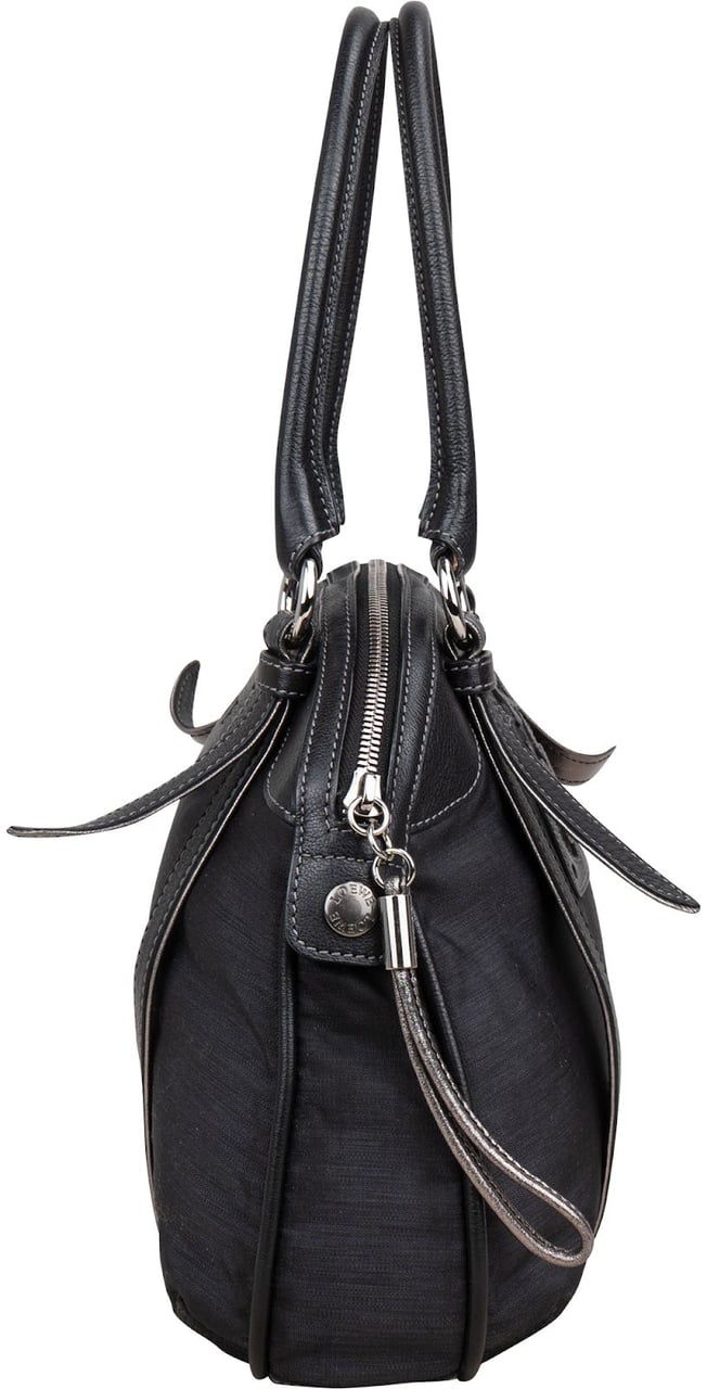 Loewe Black Leather Anagram Shoulder Bag Zwart