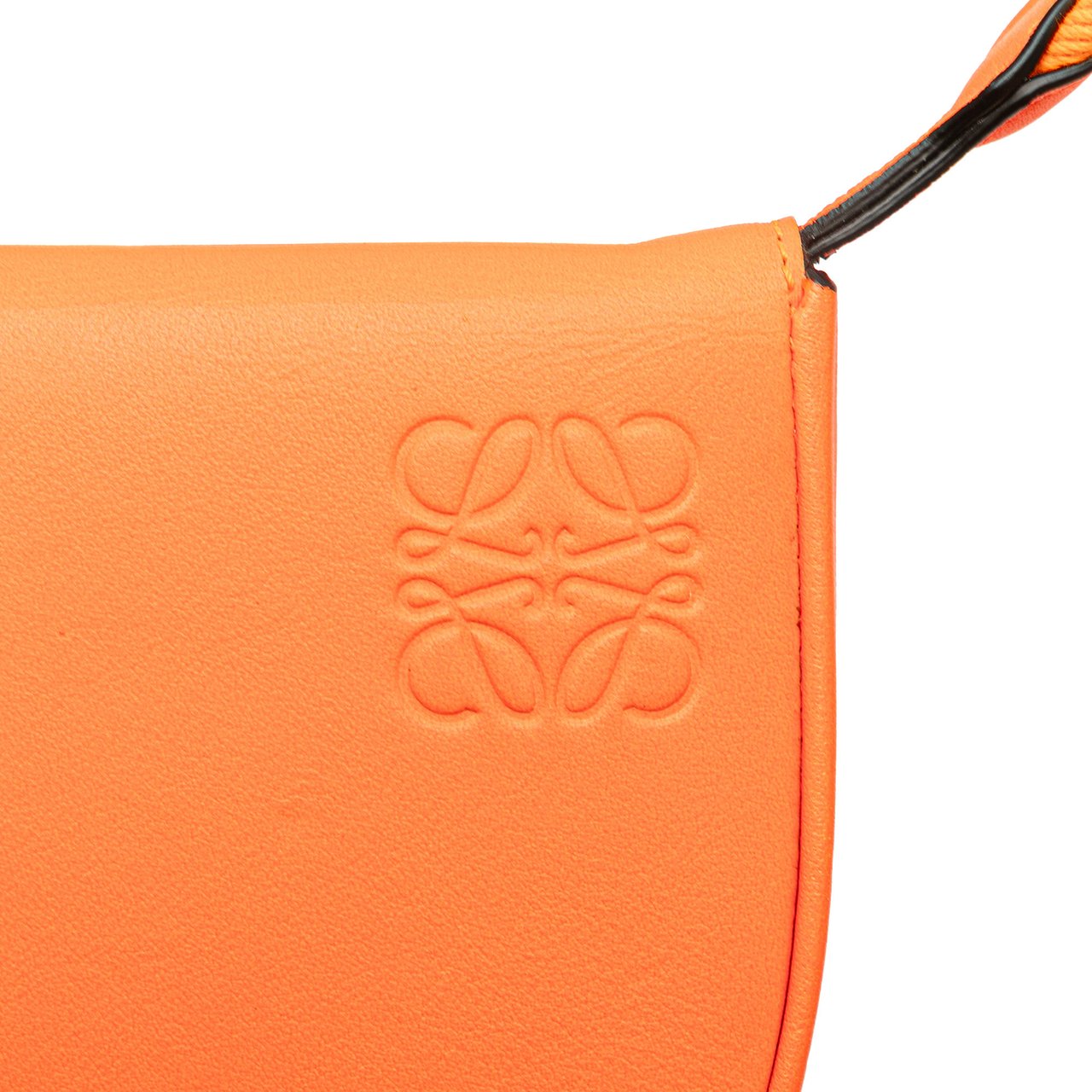 Loewe Small Soft Calfskin Heel Pouch Oranje