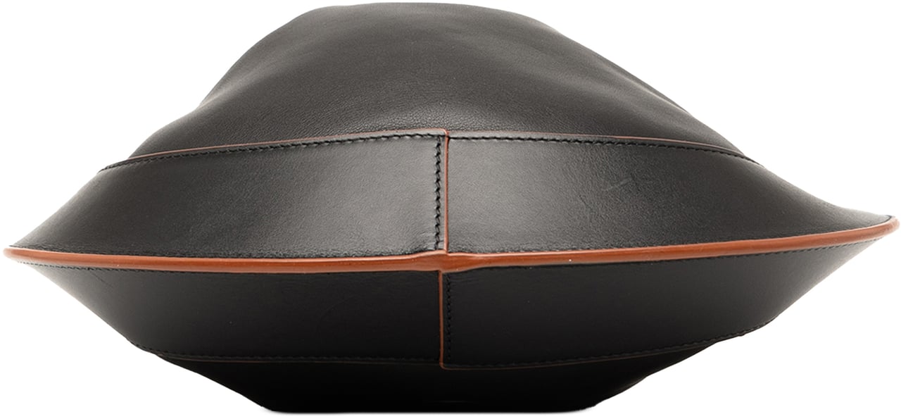 Loewe Medium Leather Horseshoe Crossbody Zwart