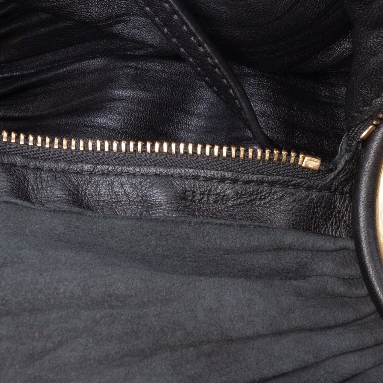 Loewe Pleated Nappa Bracelet Pouch Zwart